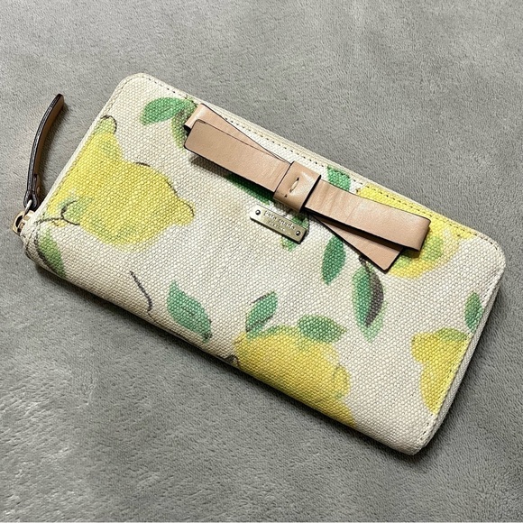 KATE SPADE Lemon Print Canvas Zip-Up Wallet - Picture 1 of 9